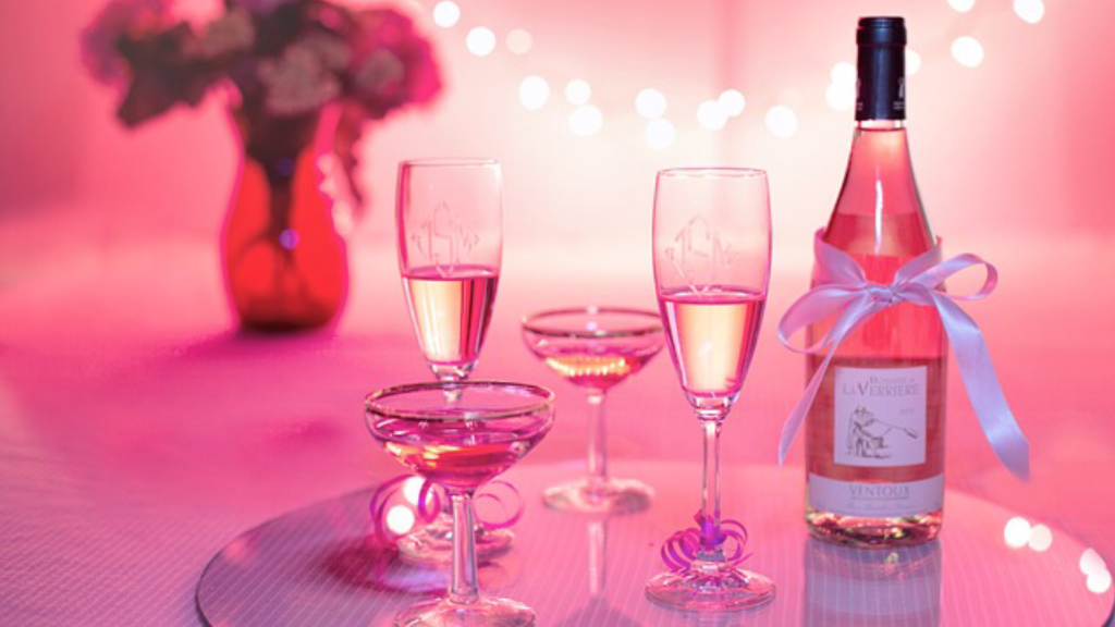 5 Valentine’s Day Gifts $30 and&nbsp;Under