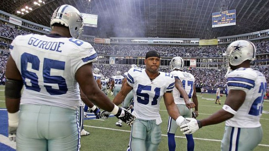 “With the NFL season kicking off in less than 2 months, Meet Akin Ayodele 10 years NFL Vet …turn CEO , Motivational speaker, Visionary, Entrepreneur and&nbsp;Investor”