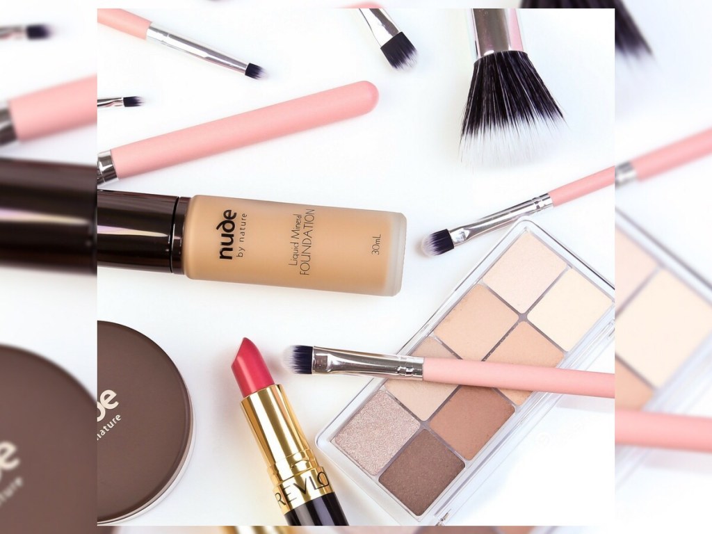 The Minimalist Guide to Perfect Office&nbsp;Makeup