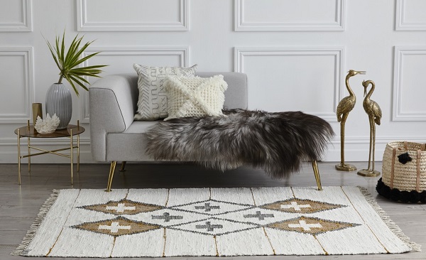 Budget-Friendly Tricks Interior Designers Use to Create Luxurious Looking&nbsp;Spaces