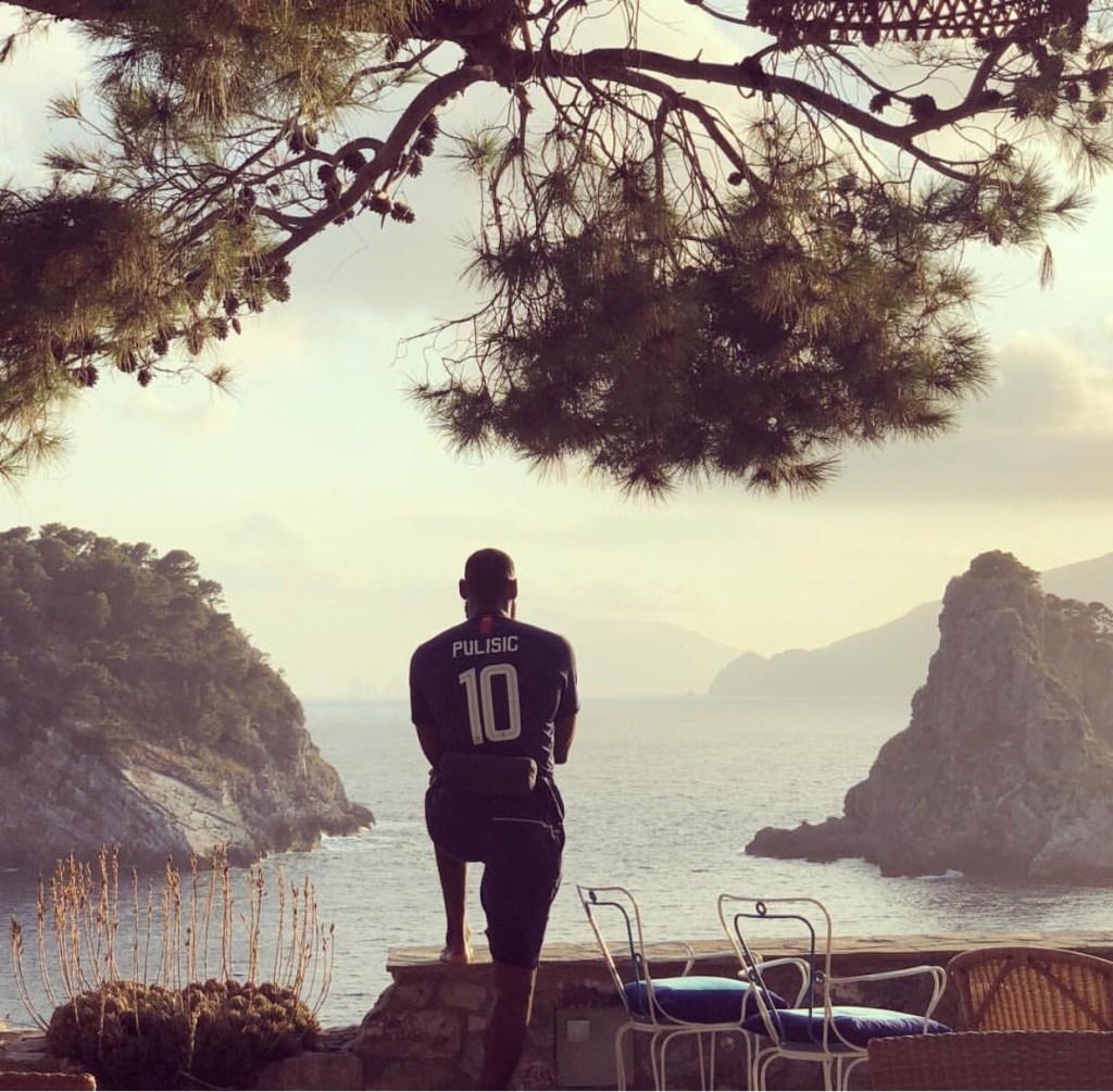 GET LACED… LET’S TALK “HOT TOPICS”: Santana talks about Luz Gonzalez, LeBron James going to the Lakers, Lee Daniels’ shade towards Monique, and&nbsp;more.