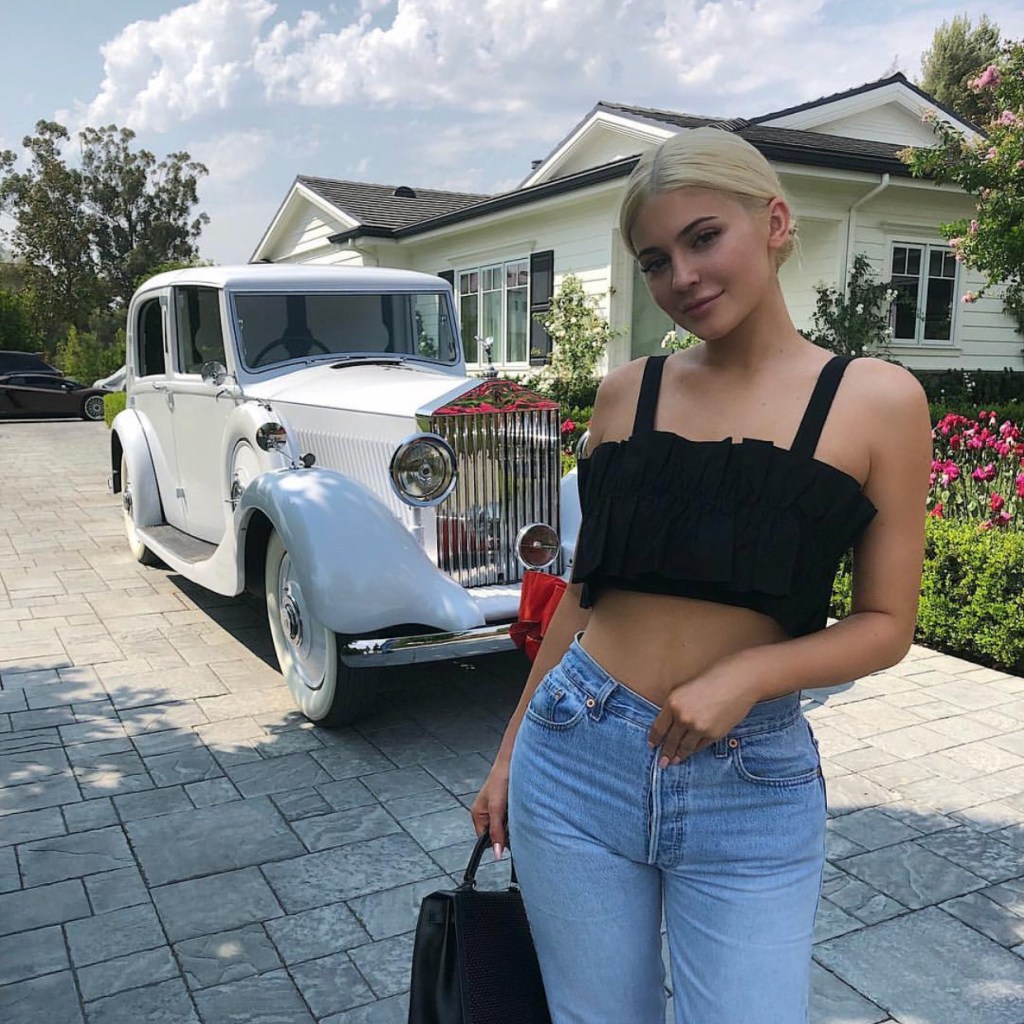 6 Favorite Flowers Of The Rich And Famous People of the&nbsp;World