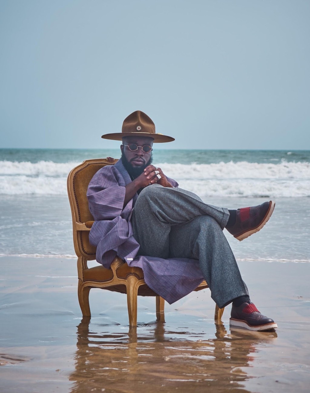 AWARD-WINNING GHANAIAN MUSICIAN M.ANIFEST TEAMS UP WITH VIC MENSA AND MOLIY FOR LATEST SINGLE “NO&nbsp;FEAR”