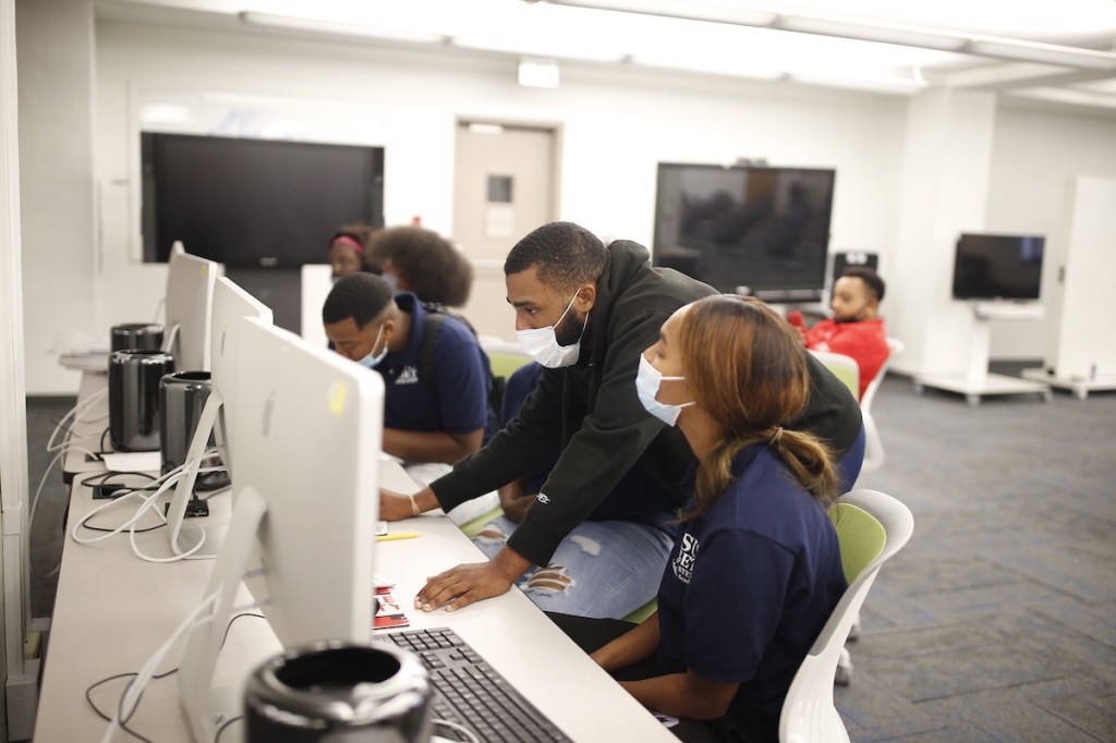 Girls STEM Academy, LSMAMP participants at Jackson State University experience the excitement of&nbsp;science