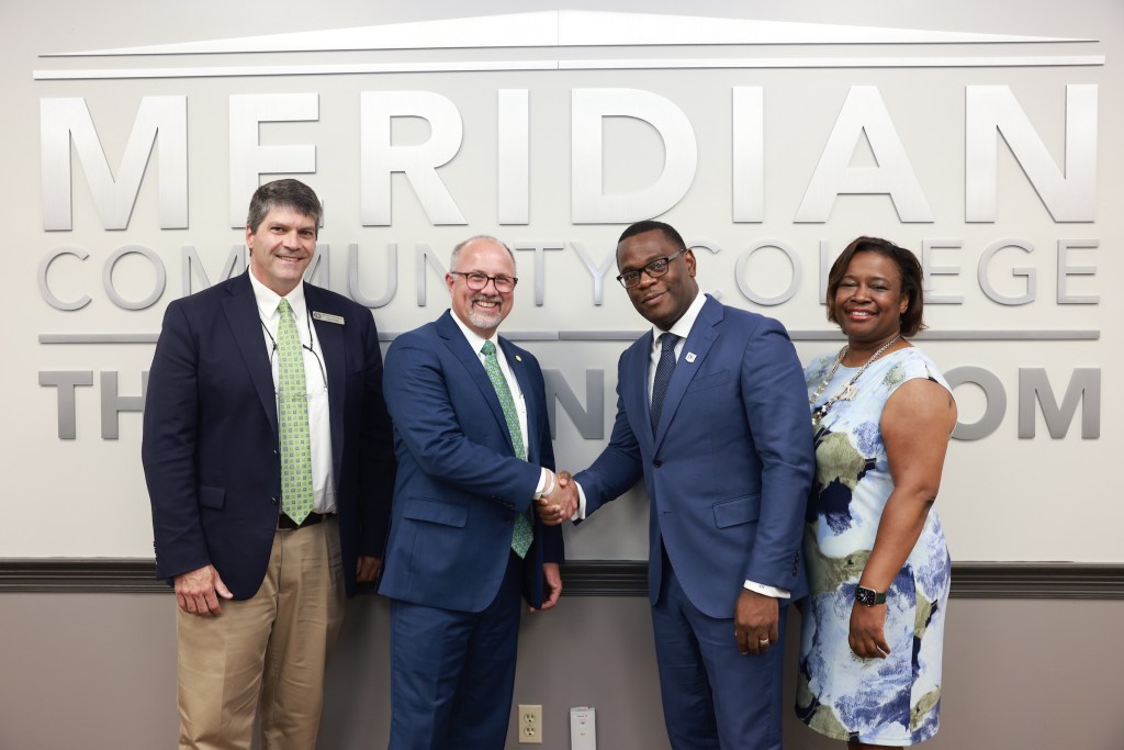 Jackson State University and Meridian Community College join forces with MOU&nbsp;signing