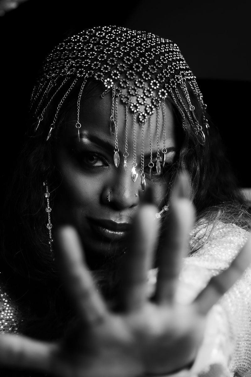 R&B SOUL DIVA LEELA JAMES WANTS YOU TO “REACH FOR IT”RELEASES CLASSIC HOUSE COLLABORATION WITH STRICTLY&nbsp;RHYTHM/BMG